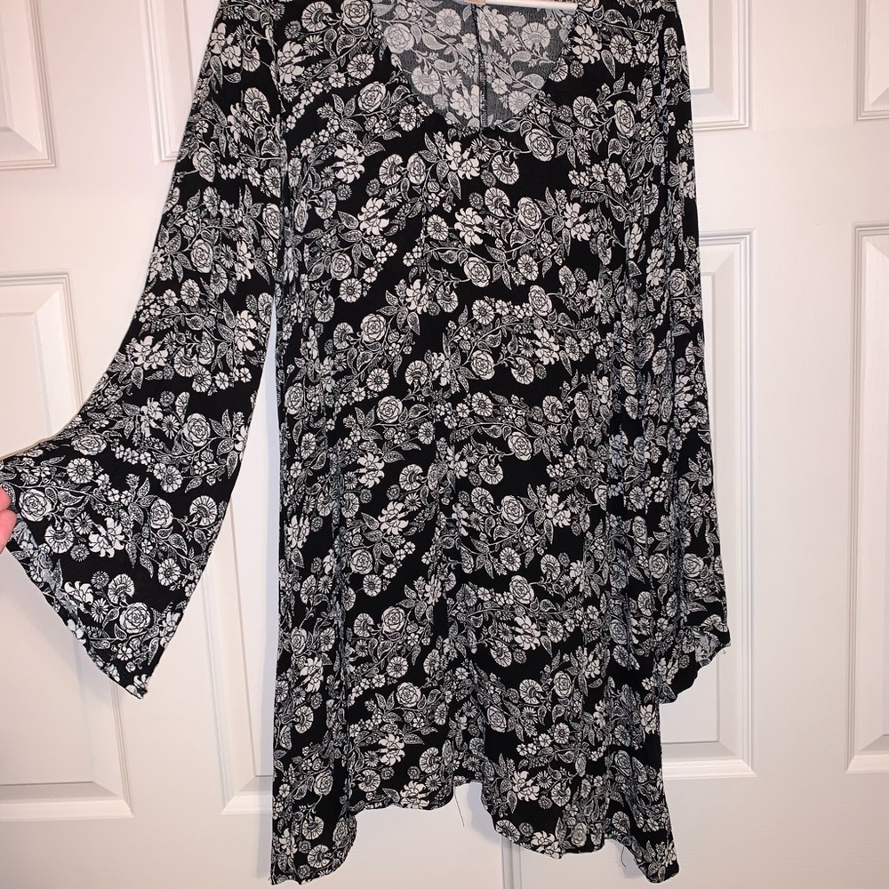 Black and white floral a line dress